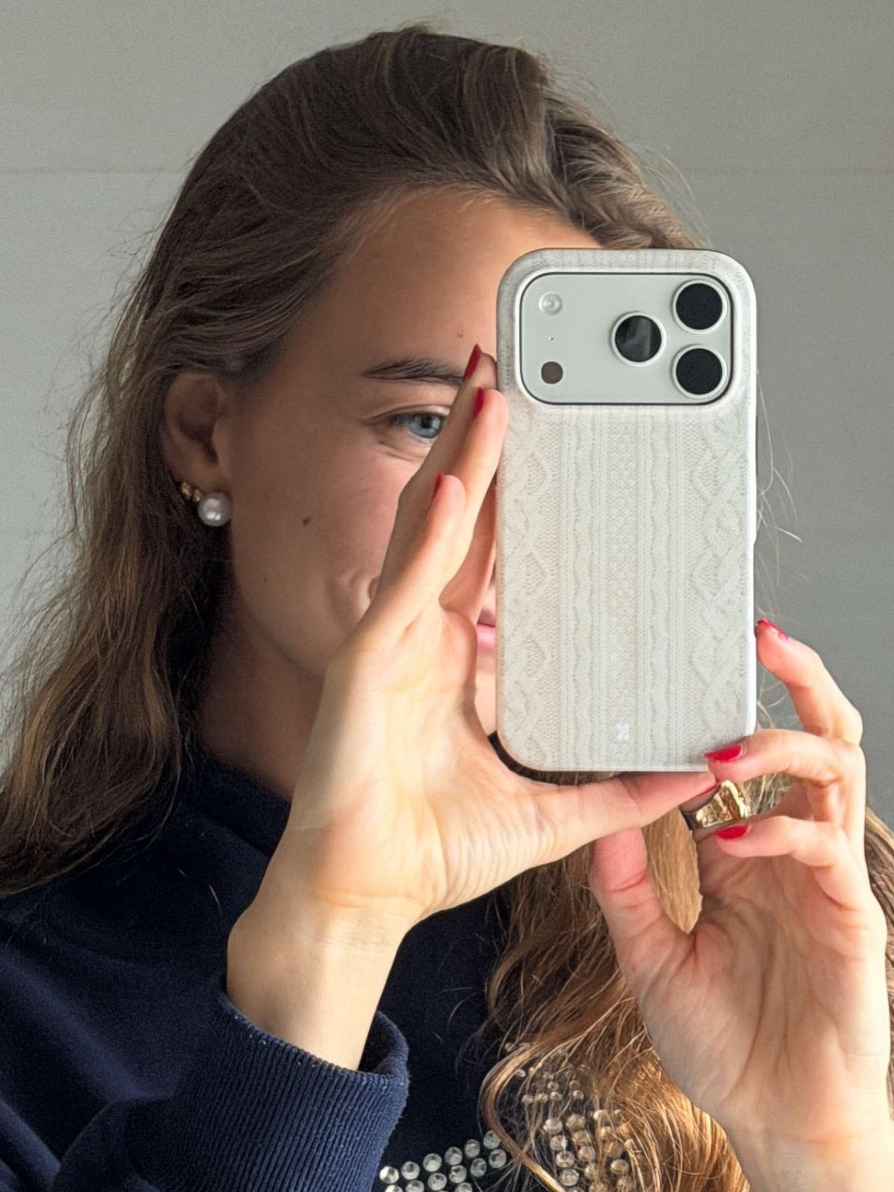 Cashmir Touch MagSafe | phone case · Veloure