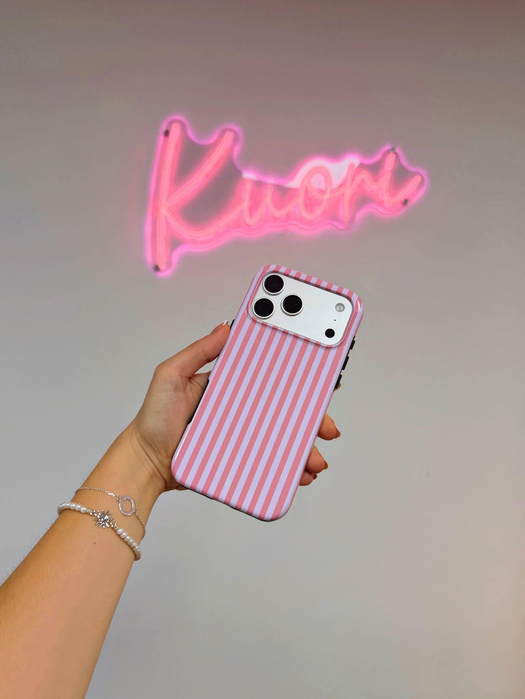 Pink Pyjama MagSafe | phone case · Veloure