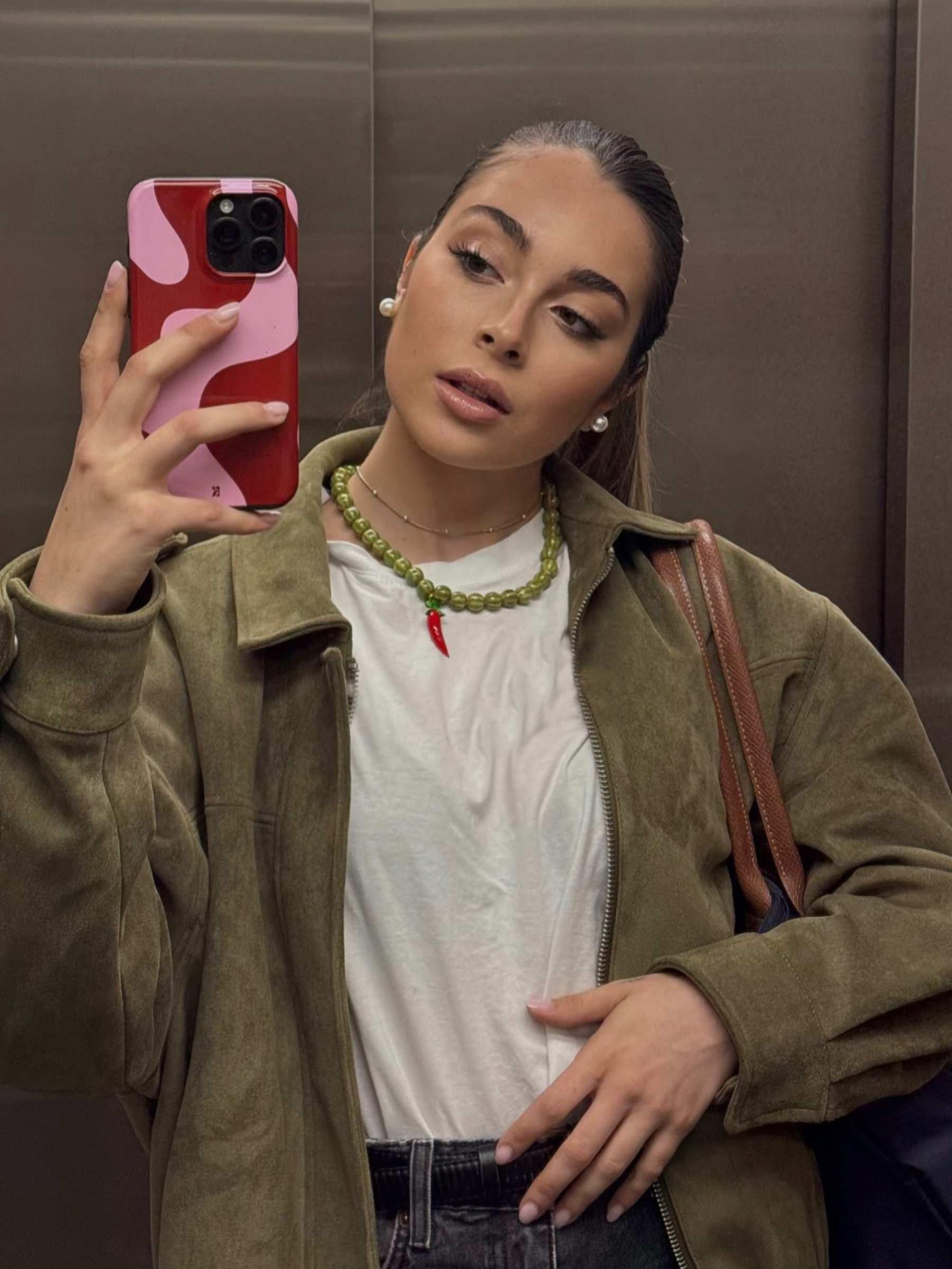 Passion Twist MagSafe | phone case · Veloure