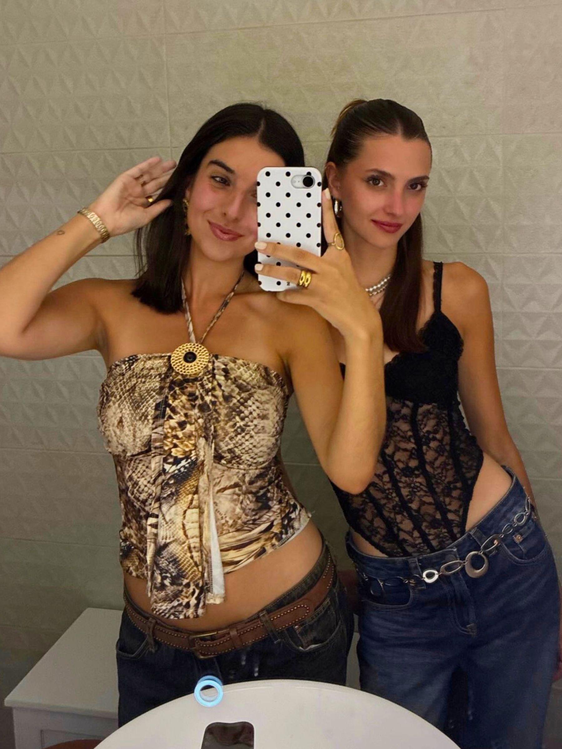 Diva Dots | phone case · Veloure