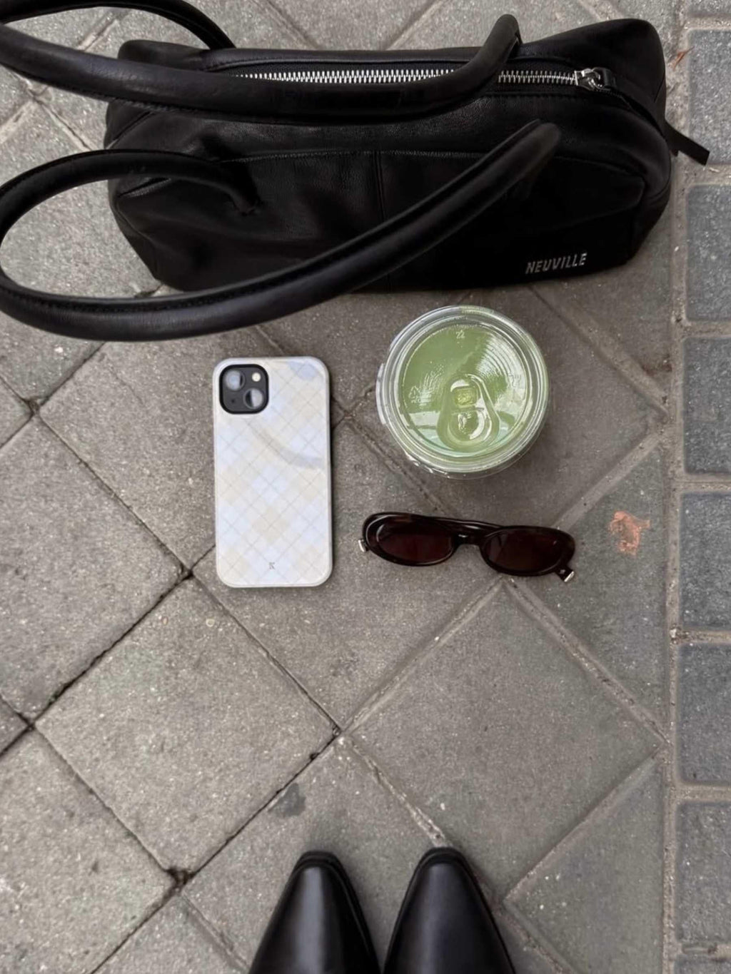 Vanilla Grid | phone case · Veloure