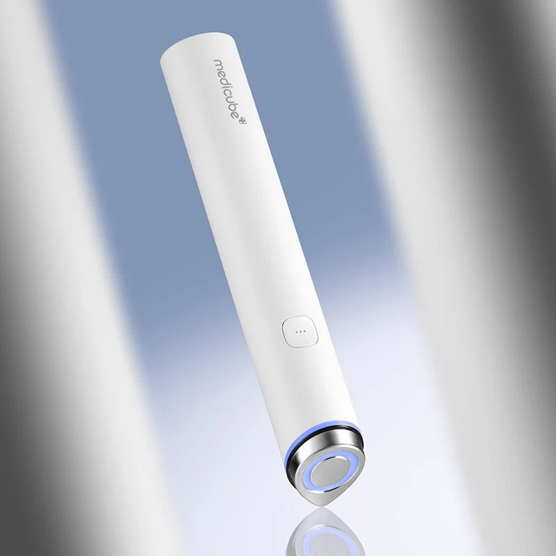 Medicube – Dispositivo AGE-R Booster PRO Mini White – Cuidado Facial Profesional en Casa www.sallunabeauty.com