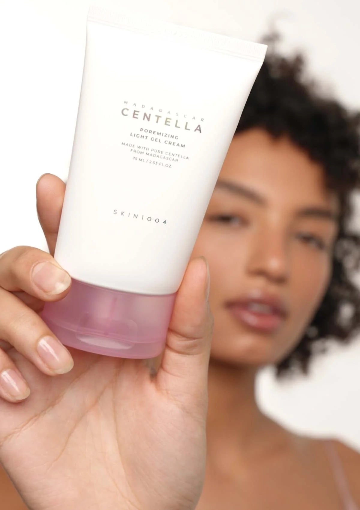 SKIN1004 – Centella Pore-Minimizing Gel Cream | Hidratante Ligera Purificante y Calmante www.sallunabeauty.com