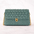 Icon 02 — Bolso texturizado con cadena Wish & Point