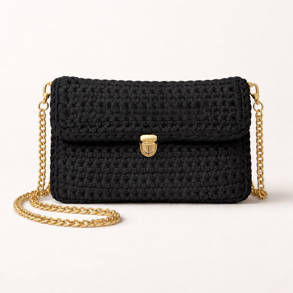 Icon 01 — Bolso estructurado con cadena Wish & Point