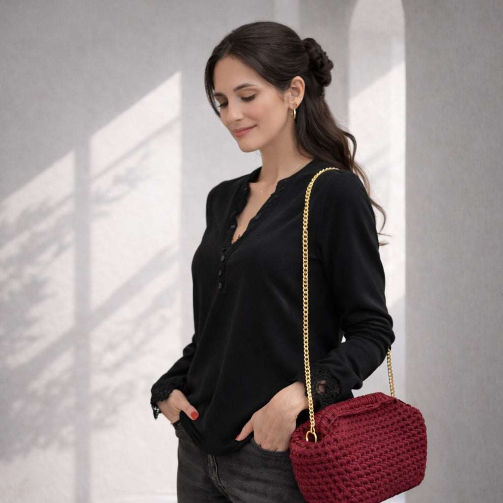 Juliette 01 — Clutch con cierre metálico Wish & Point