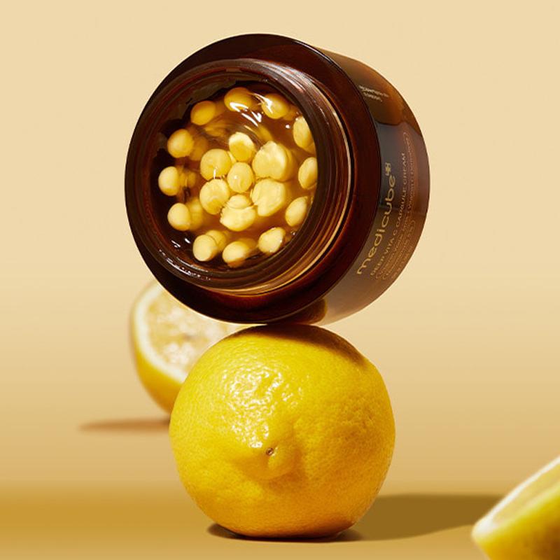 Medicube Deep Vita C Capsule Cream | Crema Iluminadora con Vitamina C y Cápsulas Activas – Cosmética Coreana K-Beauty (55g) www.sallunabeauty.com