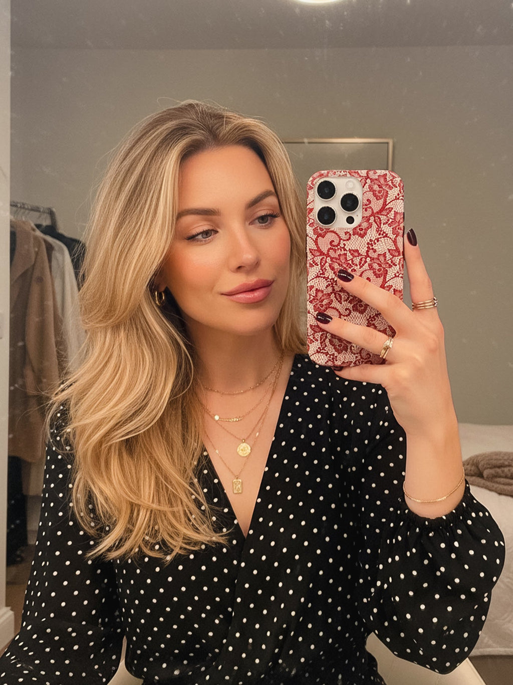 Red Obsession | phone case · Veloure