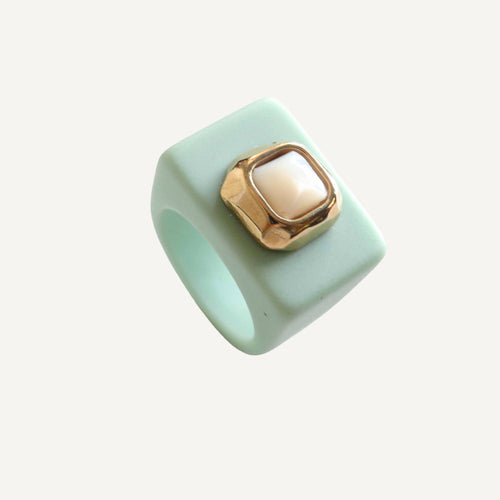 Anillo para mujer color mint madreperla ÉMOLO®