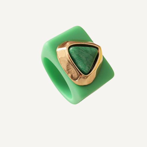 Anillo para mujer grande color verde con piedra amazonita verde ÉMOLO®