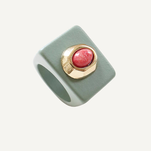 Anillos grandes mujer kaki con piedra amazonita roja ÉMOLO®