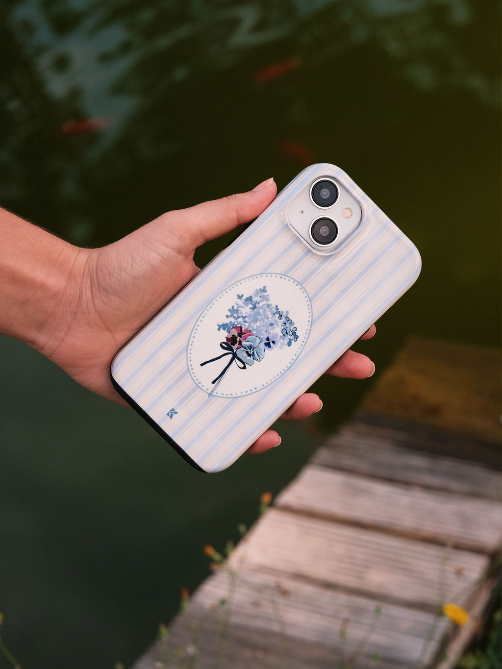 Violet Garland | phone case · Veloure