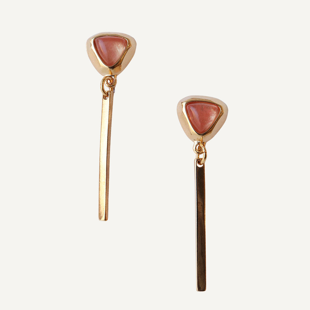 Pendientes dorados con piedra natural FINE triángulo